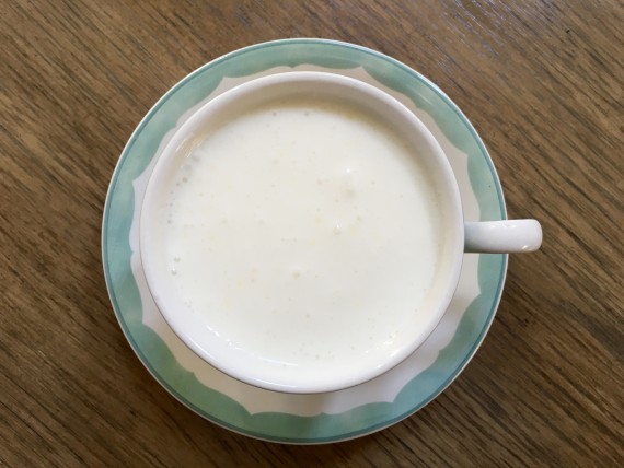 Grass-fed Kefir, an easy healthy drink to make.