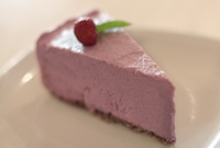 Raw Vegan Raspberry Vanilla Cheesecake