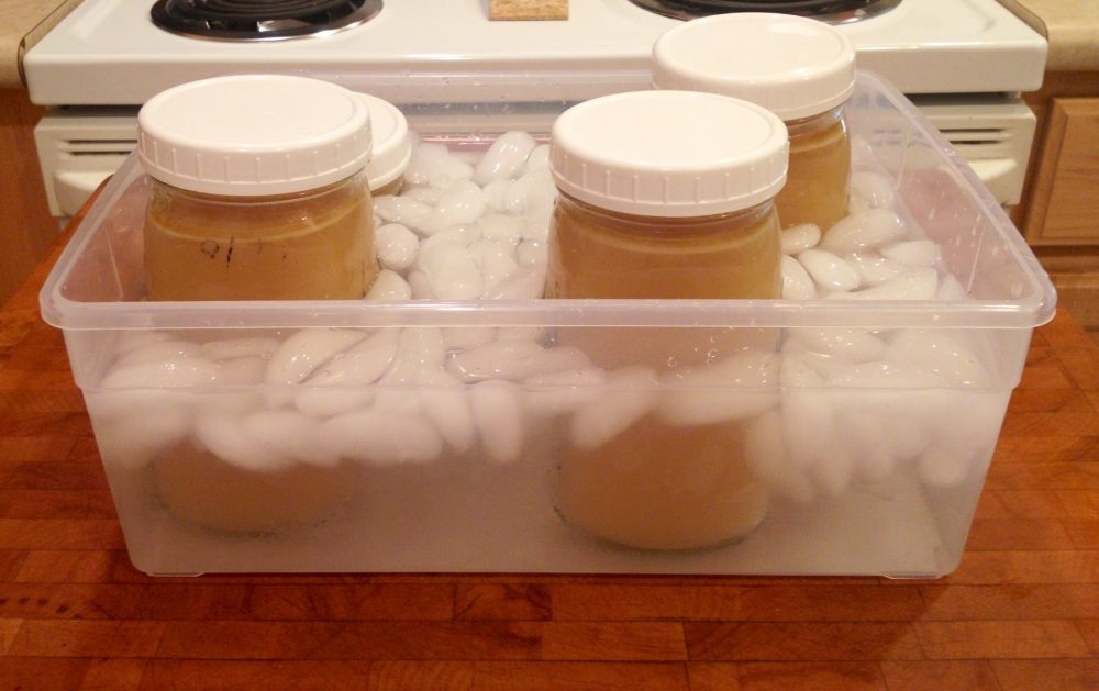 Overfilled my jars to freeze the bone broth I spent 48 hours simmering. :  r/Wellthatsucks
