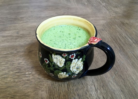 Vibrant matcha green tea for vibrant health.